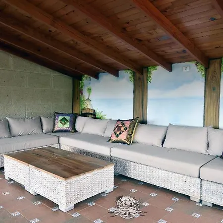 Sleeps 6 Pool Wifi *